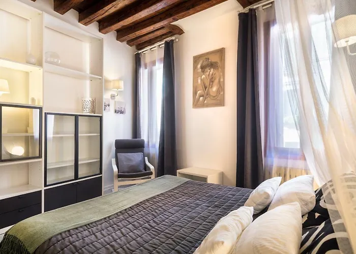 Terrazzina - Romantic Pied A Terre At The Heart Of Cannaregio District